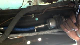 How to change your fuel filter in a Ford [upl. by Yentruok]