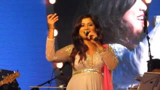 Shreya Ghosal Live Performance  Barso re megha megha [upl. by Enutrof193]