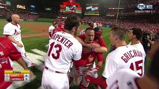 NLCS Gm2 Wong walks off Cards with home run in 9th [upl. by Andrej]