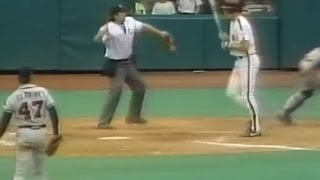 Glavine ejected after throwing at Murphy [upl. by Naoh]