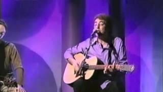 Graham Gouldman 10cc  Bus Stop Acoustic Live [upl. by Novej690]