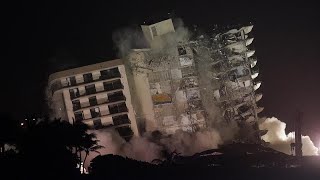 Así ha sido la demolición controlada del edificio de MiamiDade [upl. by Leiso]