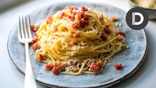 Easy Spaghetti Carbonara [upl. by Ayin]