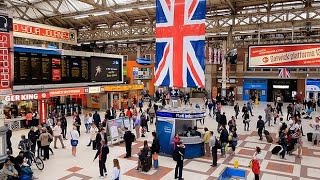 A Walk Through The London Victoria Station London England [upl. by Schwartz]