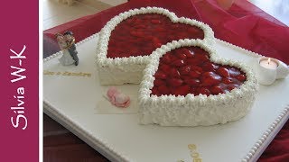 Hochzeitstorte  Erdbeertorte  Herzen  Fondant [upl. by Quintie]