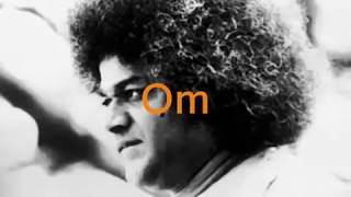 Sathya Sai Baba chanting the Gayatri Mantramp4 [upl. by Meehaf91]