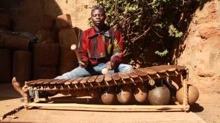 Balafon style quotSénoufoquot  Adama Diabaté  BaraGnouma [upl. by Washburn]