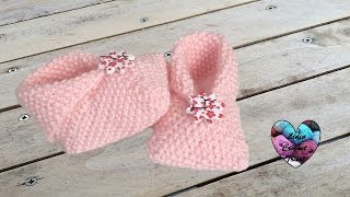 Chaussons tricot 03 mois débutant  Baby shoes knitting tutorial english subtitles [upl. by Maude193]