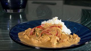 Classic Thai Chicken Curry [upl. by Reffineg115]