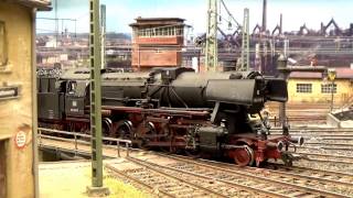 Modellbahn H0 Realistik Bahnbetrieb aus den Epochen IIIIV [upl. by Miltie303]